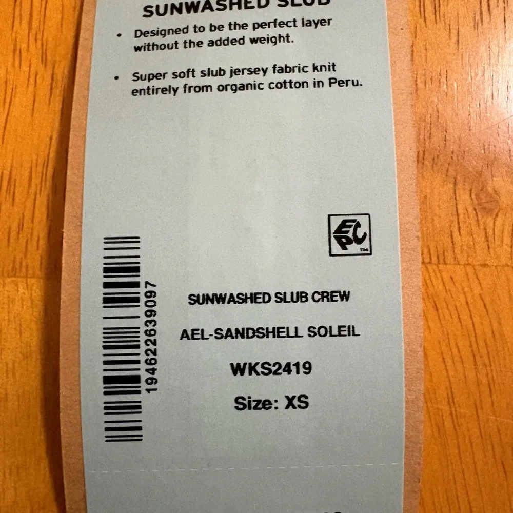 Faherty Multicolor Landscape Long Sleeve Tee - Picture 4 of 9